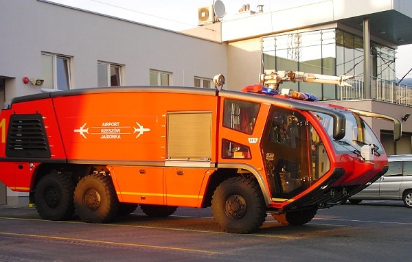 Straż Pożarna na lotnisku Rzeszów-Jasionka jest jednym z głównych użytkowników systemu łączności TETRA