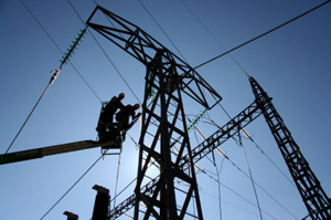 BC-Hydro-powerline-workers.jpg