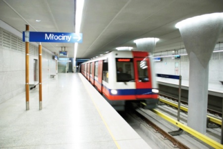 Metro-warszawskie-fot-tines-pl-small.jpg