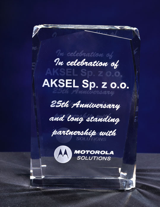 aksel-statuetka-motorola aksel-statuetka-motorola